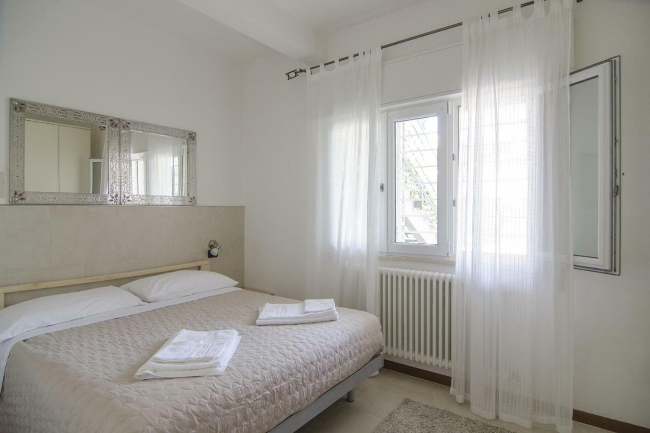 Appartamenti Federica Milano Marittima Exterior foto